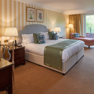Luxury Two Bedroom - Bedroom 2