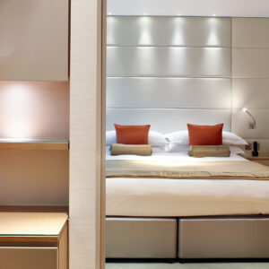 A superior urban view one-bedroom apartment