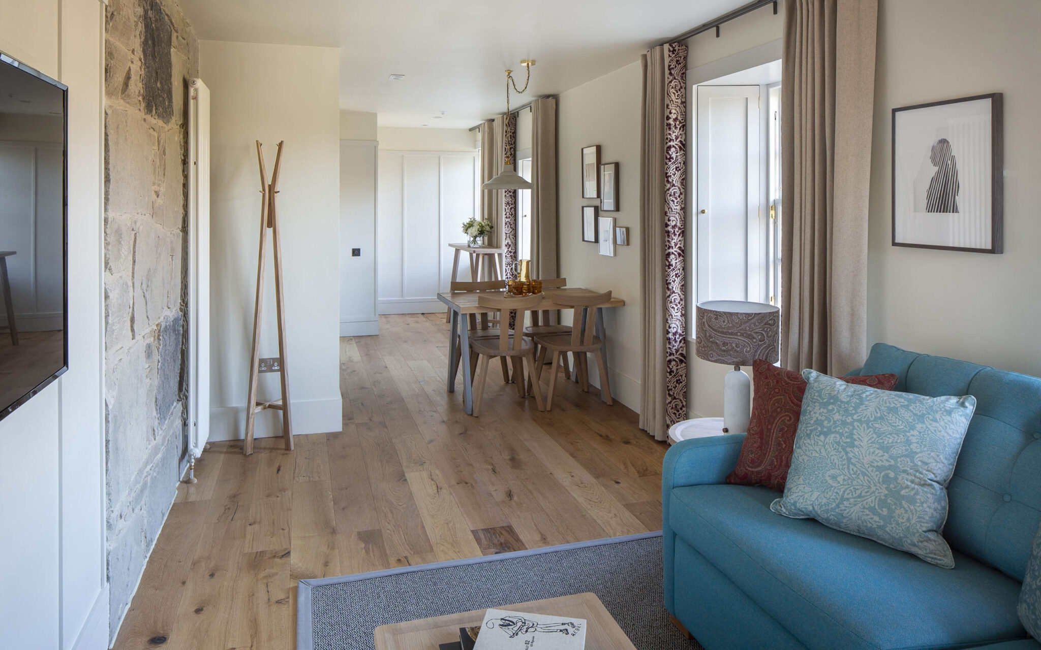 Luxury Serviced Apartments at Holyrood Cheval Abbey Strand