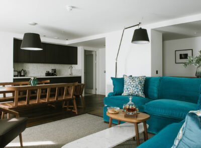 Luxury One Bedroom Apartments with Bed Alcove - Living Area