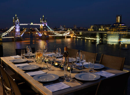 Brewers Quay - Terrace View Night View