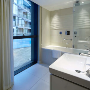 Deluxe Two Bedroom Apartment - River View (90+ day stays)