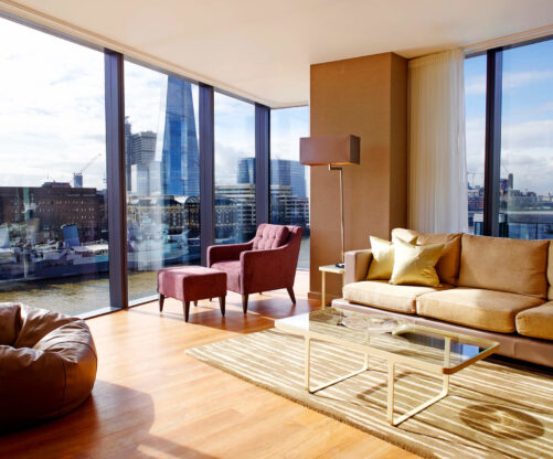 Luxury Three Bedroom Apartment with Tower Bridge View