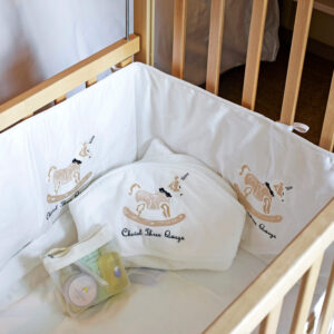 Cheval Three Quays - Baby Cot