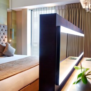 cheval-three-quays-tower-penthouse-03