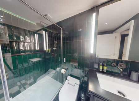 Superior One-Bedroom Apartments