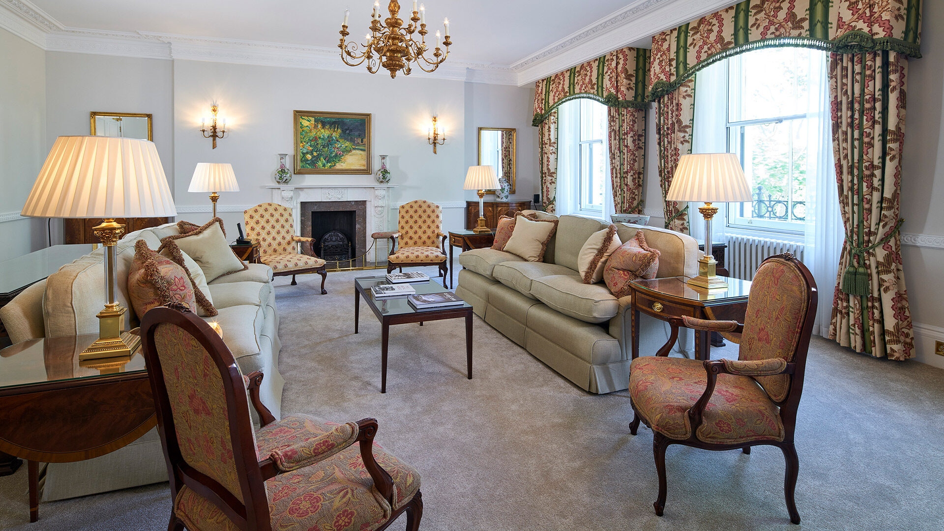 Cheval Hyde Park Gate Serviced Apartments near Hyde Park Cheval Hyde Park Gate Serviced Apartments near Hyde Park