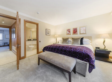 Bedroom - Luxury Two Bedroom Townhouse