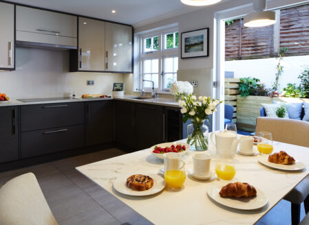 Three-Bedroom City Cottage - Kitchen