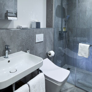 CK_38-Cheval-Place_Bathroom2