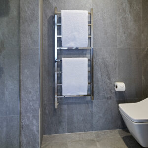 Three-Bedroom City Cottage - Bathroom 2