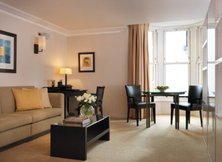 Luxury One-Bedroom Open Plan Apartment