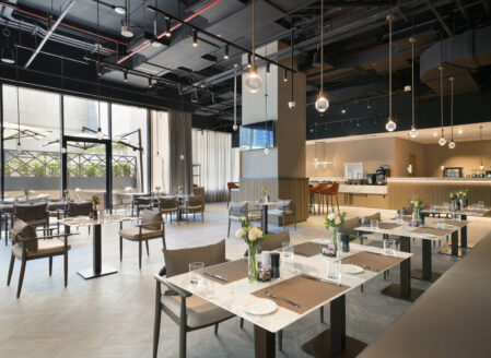 المطعم - شيفال ميزون - نخلة دبي