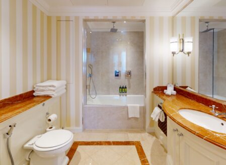 Two Bedroom Penthouse (7F) Bathroom 