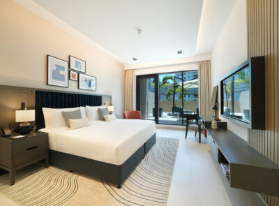 CMTP_Deluxe_One_Bedroom_with_terrace_bedroom